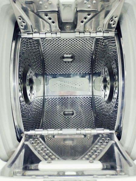 Стиральная машина вертикальная Bosch Serie4 WOT24227 1 000039589 фото
