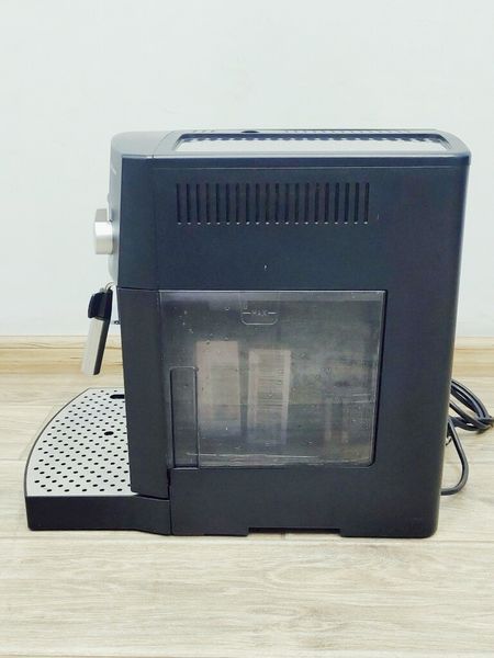 Кавомашина AEG Caffe Silenzio CS 5000 1350w sn 75000342 000029036 фото