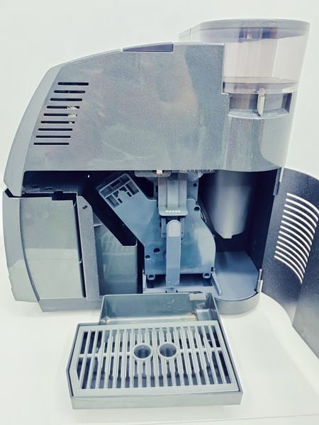 Кавомашина Saeco Magic de Luxe SUP012 1250w sn 226354 000039959 фото