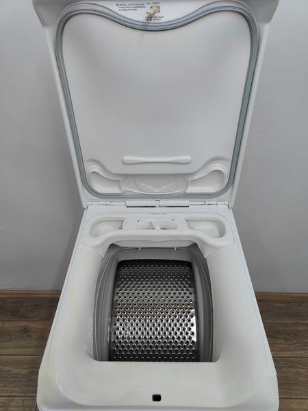 Стиральная машина вертикальная AEG L70360TL 2200W 6кг sn 21600011 000051156 фото