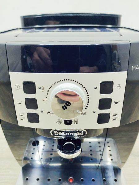 Кофемашина DeLonghi Magnifica S ECAM 22 110 B 000044315 фото