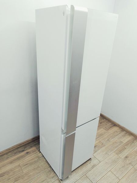 Холодильник двокамерний Gorenje NRKORA W 200+62л 136w sn 23430011_п10_н294 000045032 фото