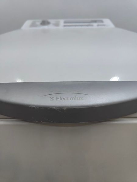 Стиральная машина вертикальная AEG OKO Lavamat L47230 2300W 6кг sn 93900097 000051684 фото