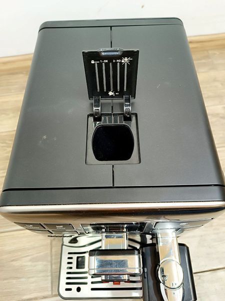 Кофемашина Saeco Exprelia HD 8852 1400w sn TU901236140928 000046185 фото