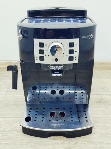 Кофемашина DeLonghi Magnifica S ECAM 22 110 B 000044315 фото