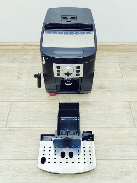 Кофемашина DeLonghi Magnifica S ECAM 22 110 B 000044315 фото