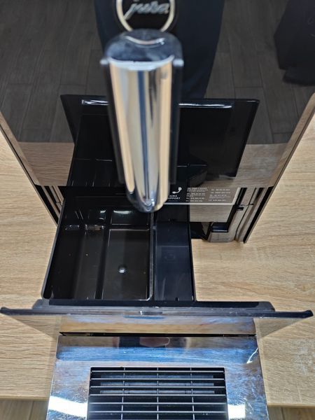 Кофемашина Jura A1 Type 741 1450W sn 0114423 000053480 фото