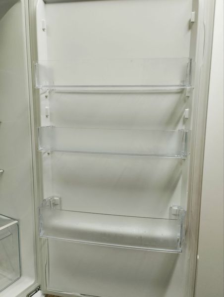 Холодильник двухкамерный Electrolux EN3900MHW 220W 258+109л sn 94010069 n381 000048022 фото