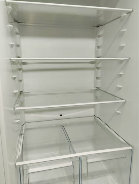 Холодильник двухкамерный Electrolux EN3900MHW 220W 258+109л sn 94010069 n381 000048022 фото