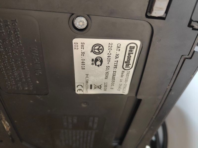 Кофемашина DeLonghi Perfecta ESAM5500,S 1350W sn 04818 000051264 фото