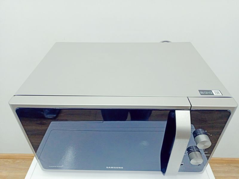 Микроволновая печь Samsung MS28F303EFS 000043087 фото