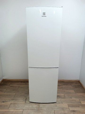 Холодильник двухкамерный Electrolux ENT5NF33W4 117W 220+92л sn 1470004 n456 000048020 фото