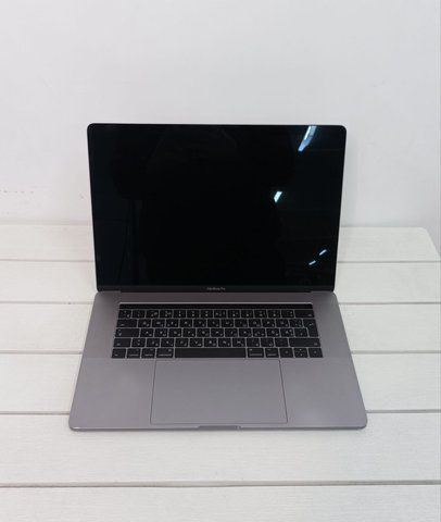 Ноутбук Apple MacBook Pro 15 A1707 15.4 бат 4:30 часа 000050510 фото