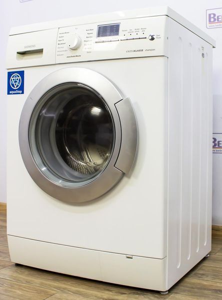 Стиральная машина Siemens WM14E49005 000015106 фото