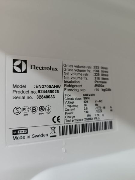 Холодильник двухкамерный Electrolux EN3700AHW 000045156 фото