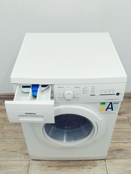 Стиральная машина Siemens WM12E190 02 000041683 фото