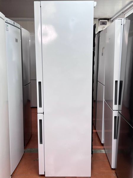 Холодильник двокамерний Miele KFN 29132 D ws 243 + 95л 163w sn 17720371578 450е 000038210 фото