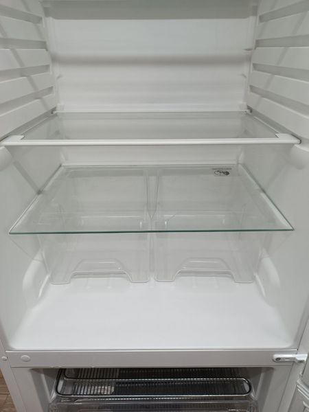 Холодильник двухкамерный Electrolux EN3700AHW 000045156 фото