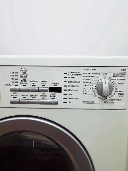 Стиральная машина AEG L16820 000035001 фото