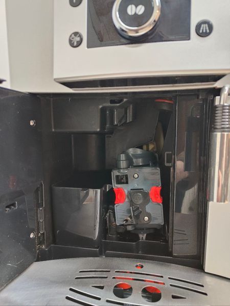 Кавомашина Delonghi Perfecta ESAM5400.S ex1 1450W sn 02918 000051614 фото
