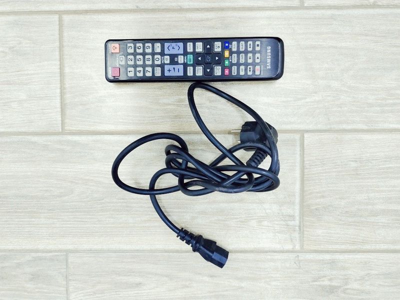 ТБ 32 Samsung LE32R72B LCD HD 152w sn 55893HJP100027X 000037341 фото
