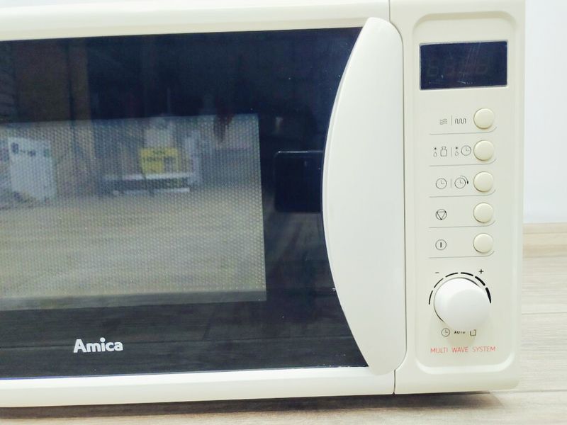 Мікрохвильова піч Amica AMM 17E80GP 1270w гриль 1000w sn 11030271330263 000037379 фото