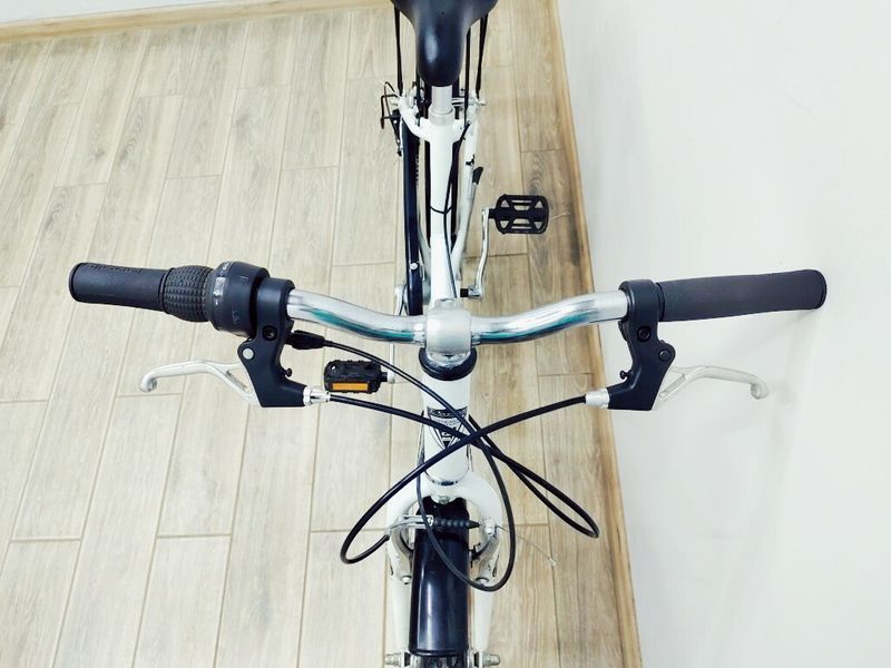 Велосипед 24 Comfort Bicycle підлітковий білий алюм 000035807 фото