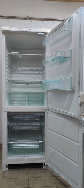 Холодильник Electrolux ERB3516 130W 216+87л sn 61801441 n620 000053002 фото