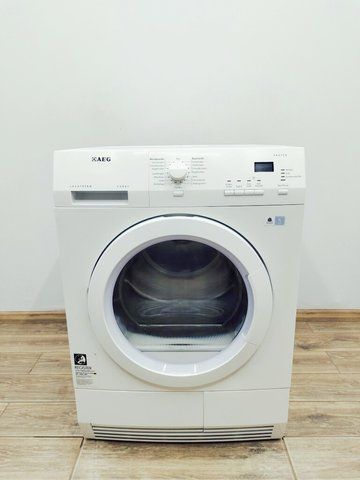 Сушильна машина AEG T76288AC 7кг 2800w sn 33718387 000036393 фото
