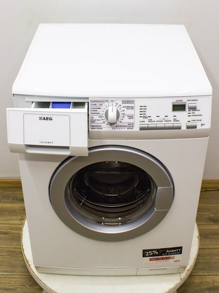 Стиральная машина AEG L6479AFL 000031891 фото