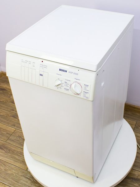 Стиральная машина вертикальная Bosch WOF2000 05 000018232 фото
