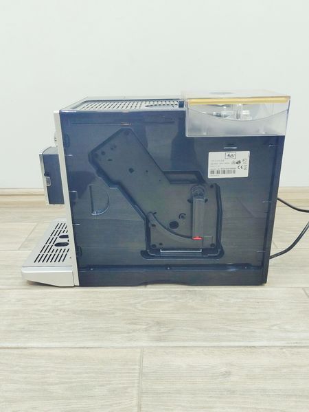 Кавоварка Melitta Caffeo CI E 970 204 1400w sn 0C411002502 000031875 фото