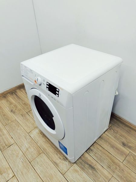Стиральная машина Indesit XWDE 861480X 000037150 фото