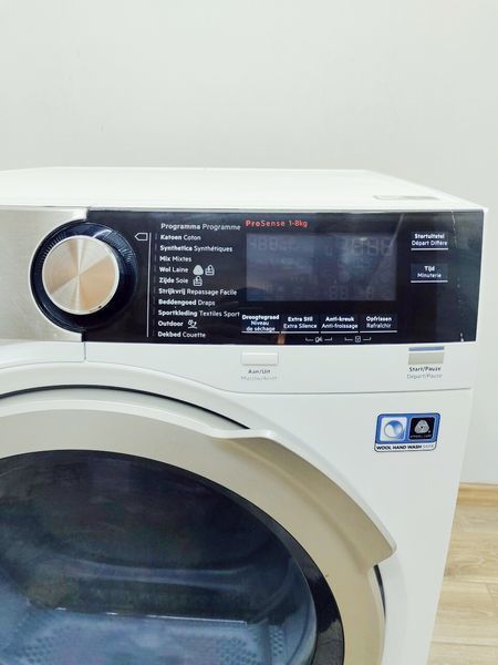 Сушильна машина AEG 8000 Series T8DEC86S 700w 8 кг sn 71624171 000042699 фото