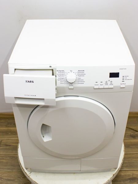 Сушильна машина AEG T65270AC 2800w 7 кг sn 24453448 000034628 фото