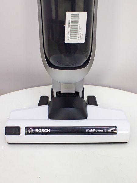 Пылесос вертикальный Bosch BCH6L2560 04 LPNHE397712269 000020580 фото