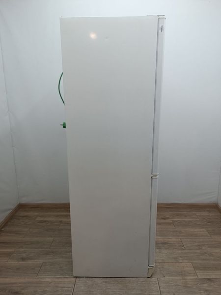 Холодильник двухкамерный Electrolux ER8612B 000045154 фото