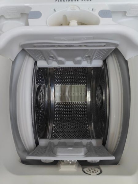 Стиральная машина вертикальная AEG L45000 2300W 5кг sn 04900513 000049836 фото