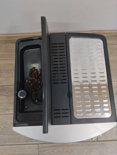 Кофемашина Delonghi Magnifica ESAM3200 1450w sn 24520 000046342 фото