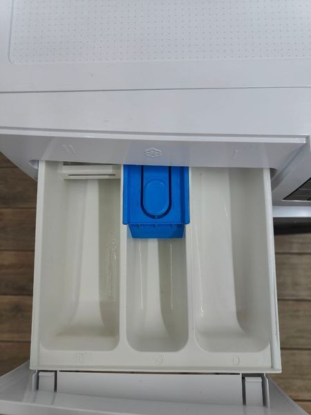 Пральна машина з сушінням Bosch WVH28440 2400W 7кг sn 9011401287 000051171 фото