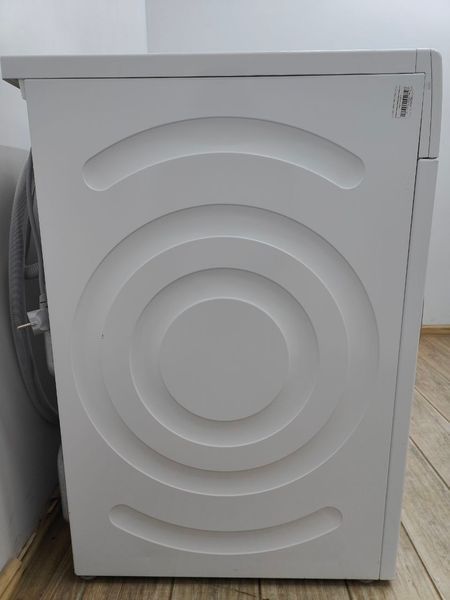 Стиральная машина Bosch Serie 8 WAW32541 2000W 8кг sn 00247 000051968 фото