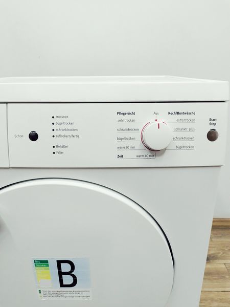 Сушильная машина Bosch Maxx7 WTE84183 05 000037215 фото