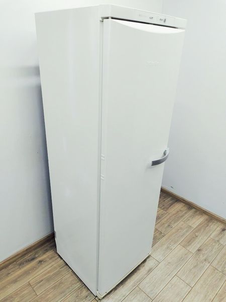 Морозильна камера Miele FN 4857 S 257л 8 полиць 259w sn 6996152393_номер 6_67 партія 2 000040156 фото