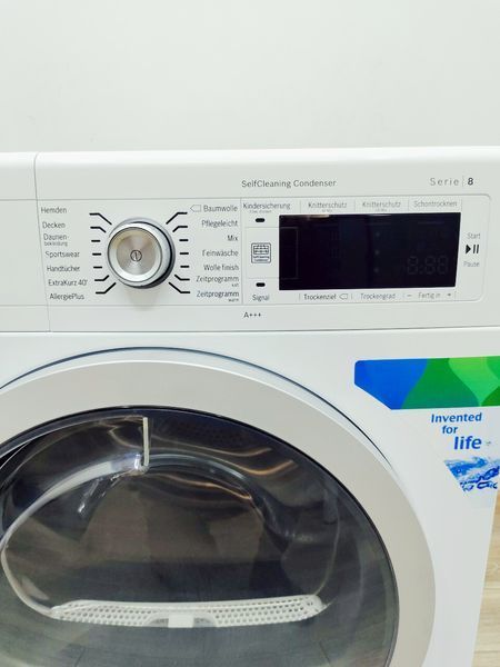 Сушильна машина Bosch Serie8 WTW875W0 08 1000w 8 кг sn 9905 200430 000042700 фото