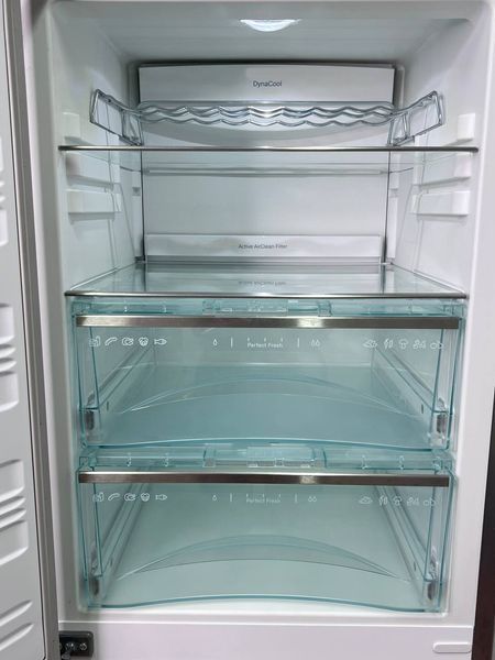 Холодильник двухкамерный Premium KFN 14827 SDE 000038216 фото