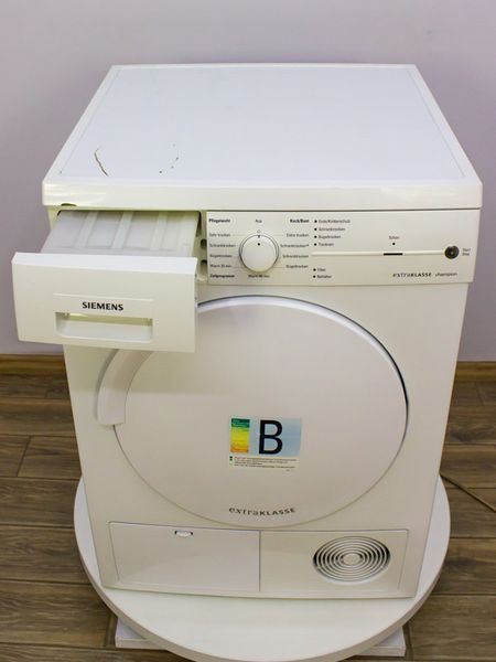 Сушильна машина Siemens WT44E183 08 2800W 6 кг sn 8710 202501 000018862 фото