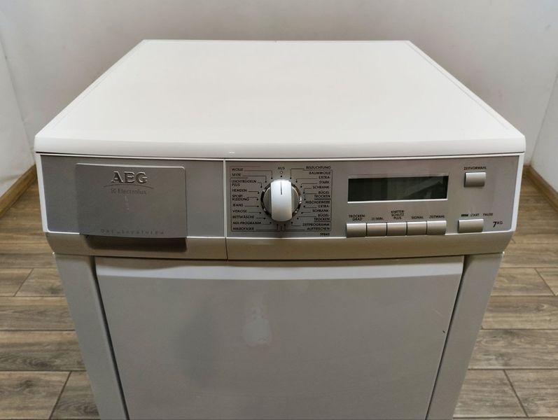 Сушильная машина AEG T59840 1350w sn 94405129 000047654 фото