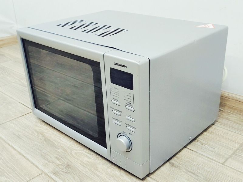 Мікрохвильова піч Medion MD 10940 1200w гриль 1000w sn S026W001477 000039620 фото