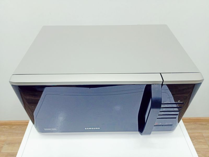 Микроволновая печь Samsung MS23K3513AS 000043089 фото