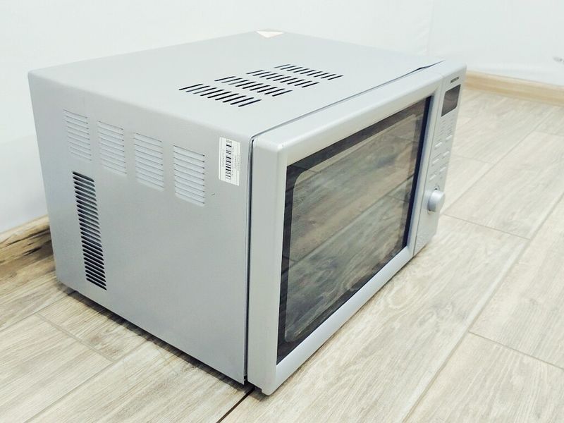 Мікрохвильова піч Medion MD 10940 1200w гриль 1000w sn S026W001477 000039620 фото